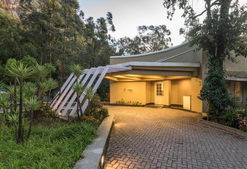 リゾートホテル Club Mahindra Mount Serene, Munnar