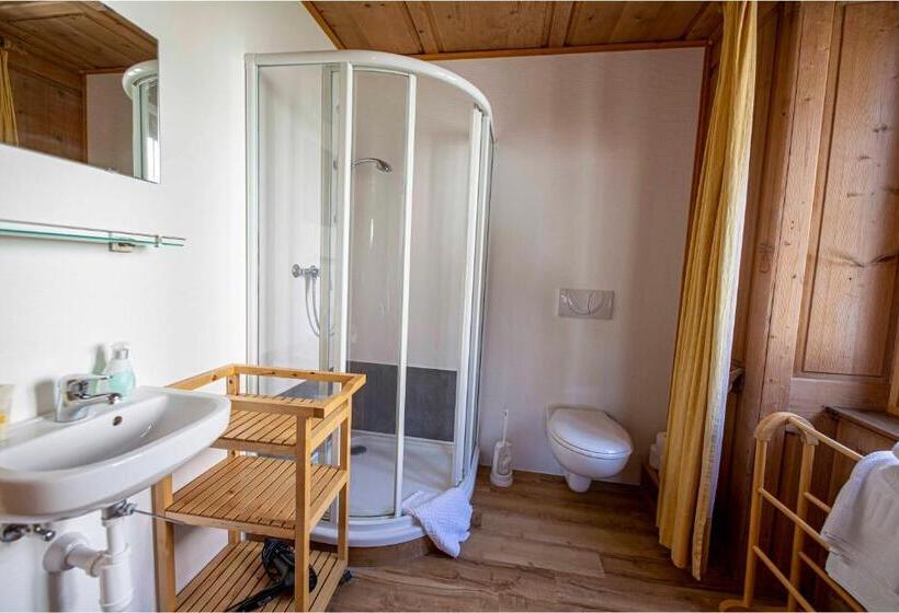 ユースホステル Gasthaus Rössli