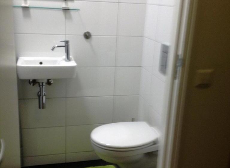 B&b  T Pakhuis