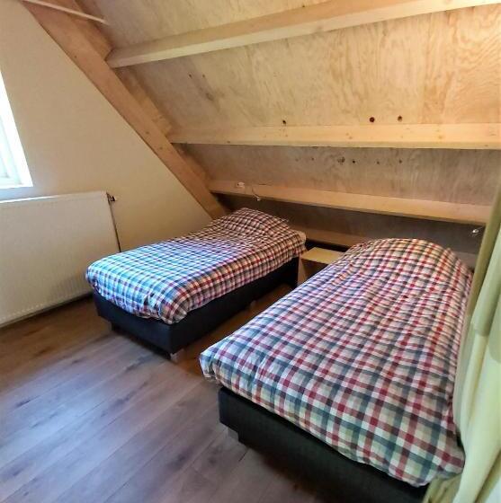 مبيت وإفطار Gastopstal