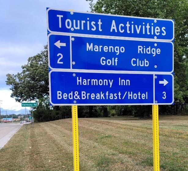 住宿加早餐  Harmony Inn, Huntley Illinois