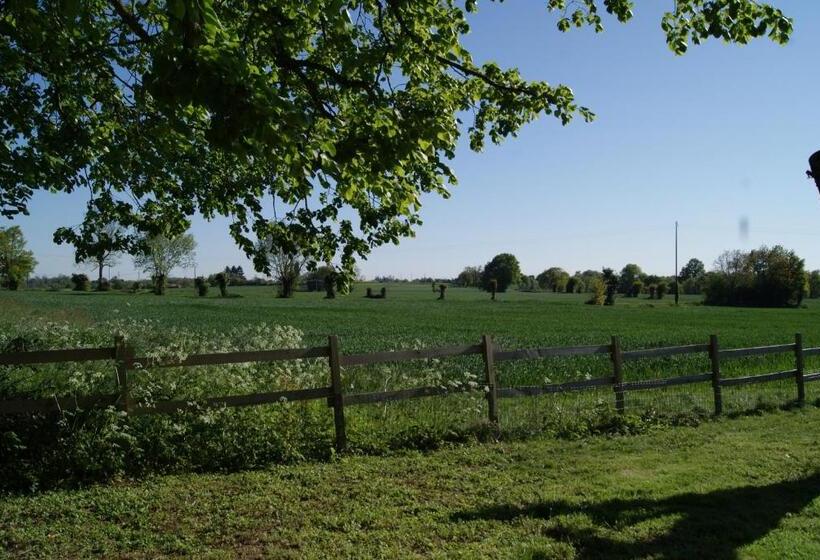 Bed and Breakfast Les Cabanes De Gros Bois