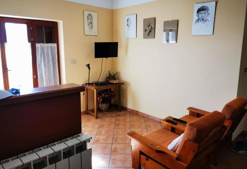 مبيت وإفطار Mansarda Fiorita