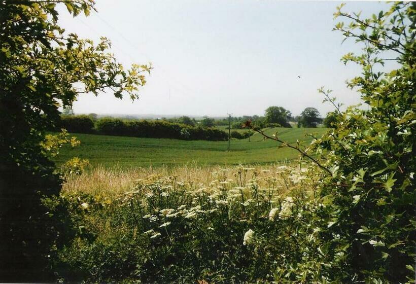 مبيت وإفطار The Old School House Mordington