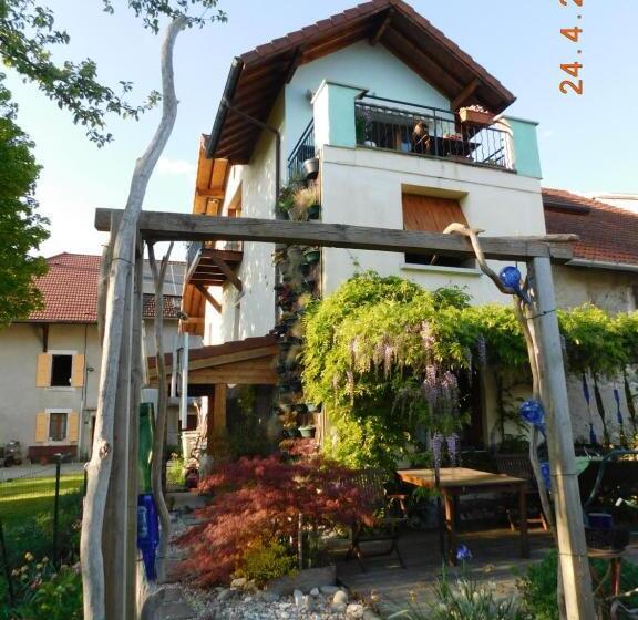 Chez Nous. B & B