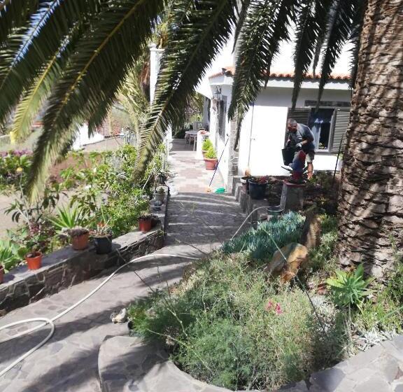 هتل Casa Majores