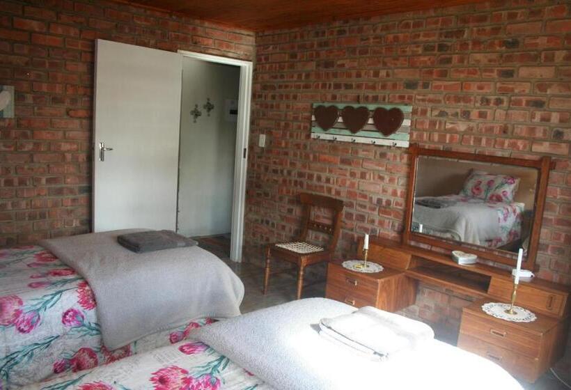 ホテル Suikerbosskuur Rondavel & Chalet
