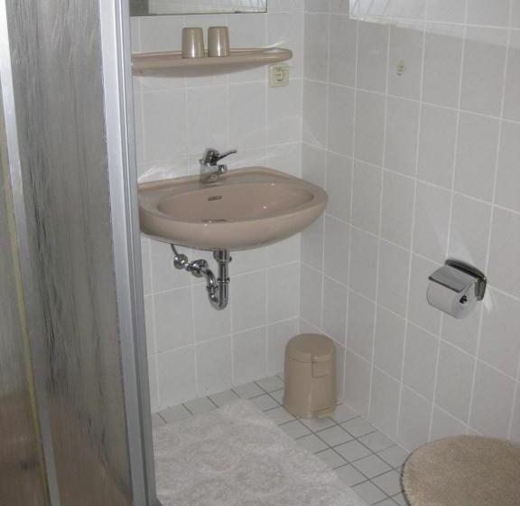 ペンション Gasthaus Am Brunnen