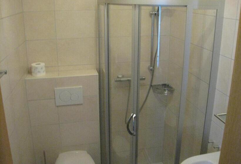 ペンション Gasthaus Am Brunnen