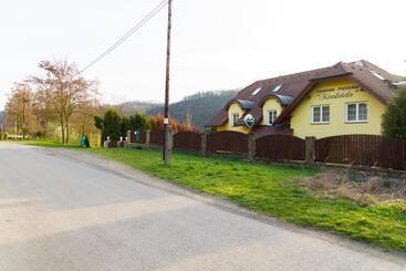پانسیون Guest House Kaskáda