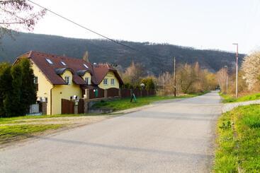پانسیون Guest House Kaskáda