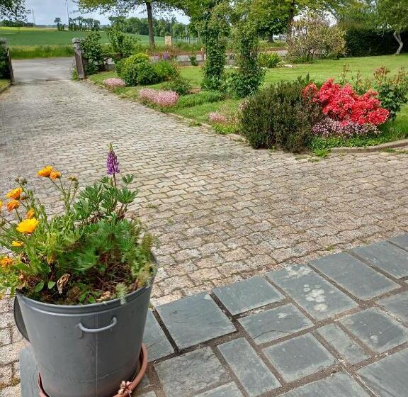 膳宿费 La Clôture