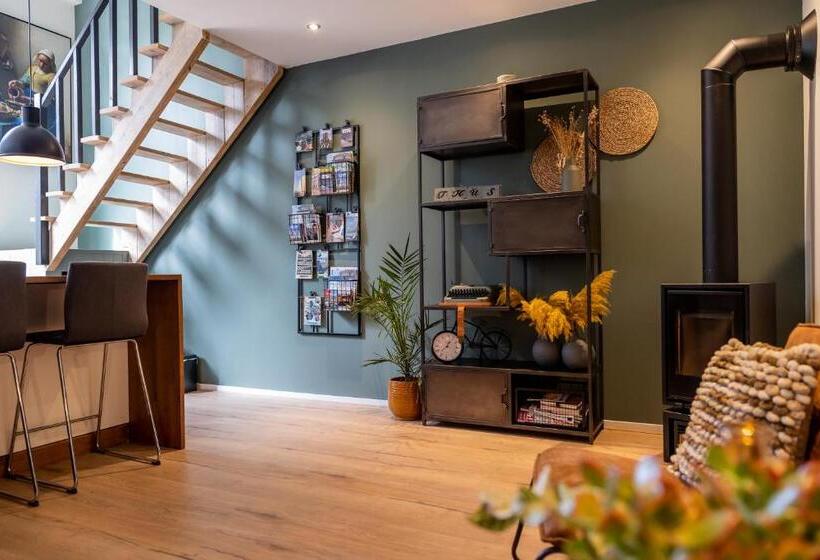 B&b Thús Yn Hantum
