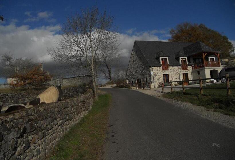 민박 Annie Jouve Chambres D Hôtes Champassis