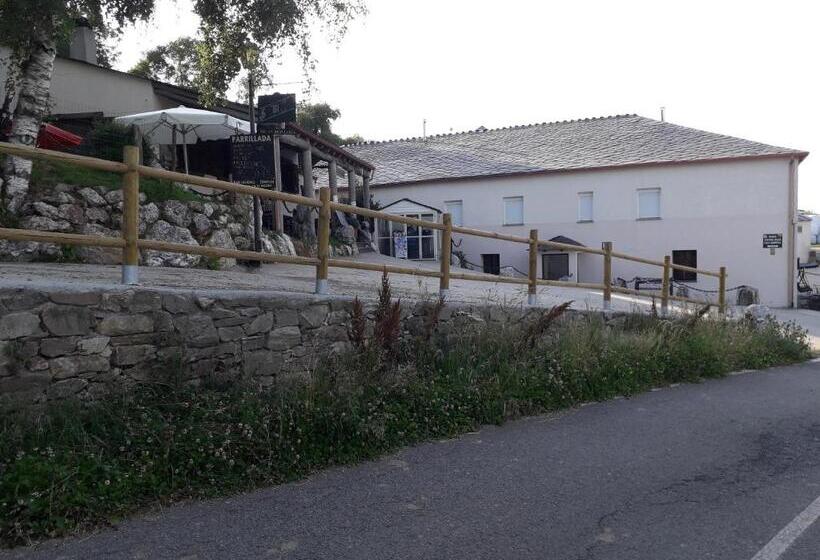 مبيت وإفطار Casa Quiroga