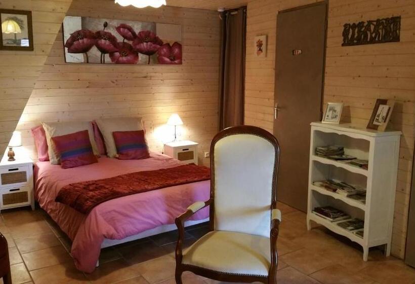 مبيت وإفطار Chambres D`hôtes Le Plessis à Broye