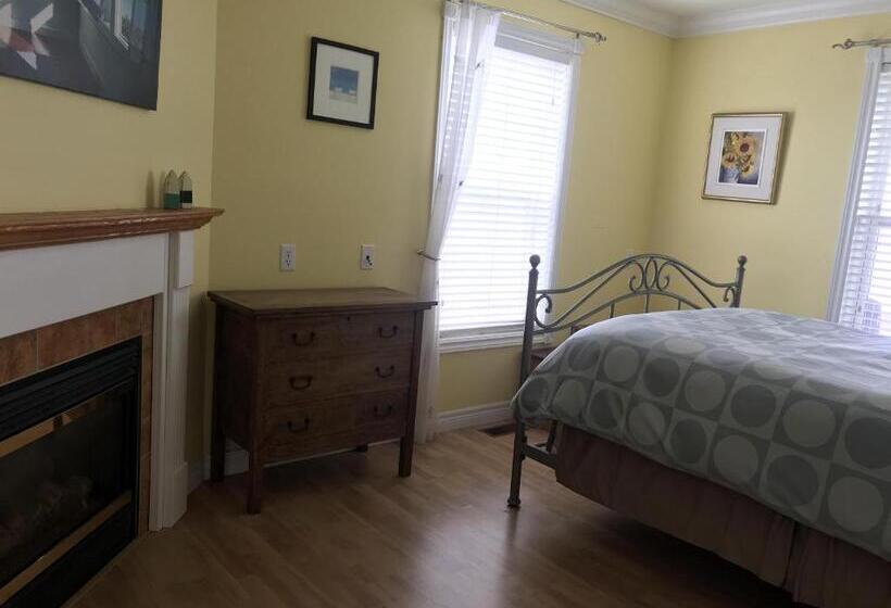 مبيت وإفطار Cresthaven By The Sea