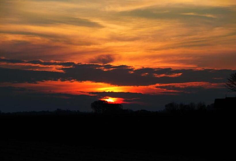 مبيت وإفطار Grytmanshoeve, Vakantiehuis Met Glamping