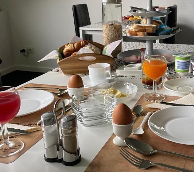 ベッドアンドブレックファースト Haus Kristal