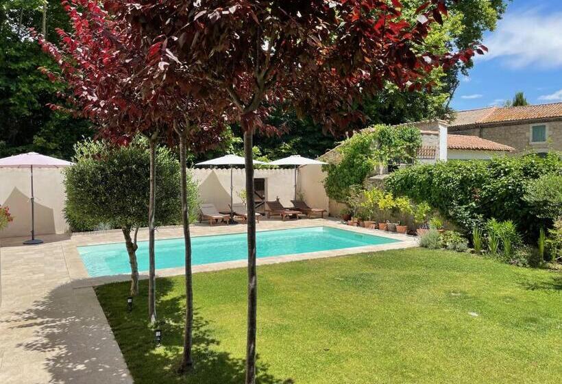 Bed and Breakfast Maison La Vie Est Belle