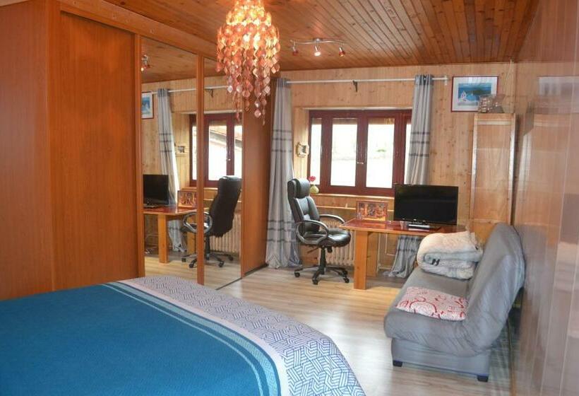 Bed and Breakfast Studio Indépendant Dans Maison à La Campagne