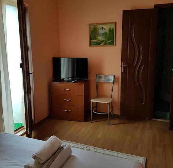 مبيت وإفطار Vila Carmen