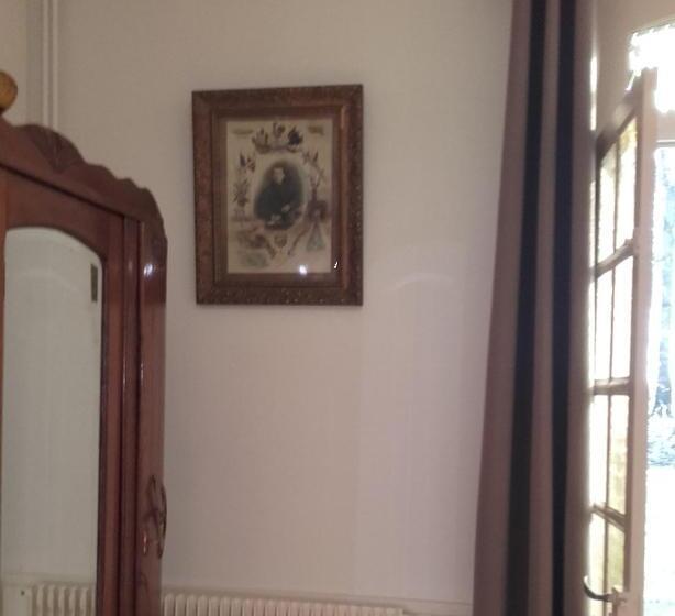 Bernafay Wood B&b