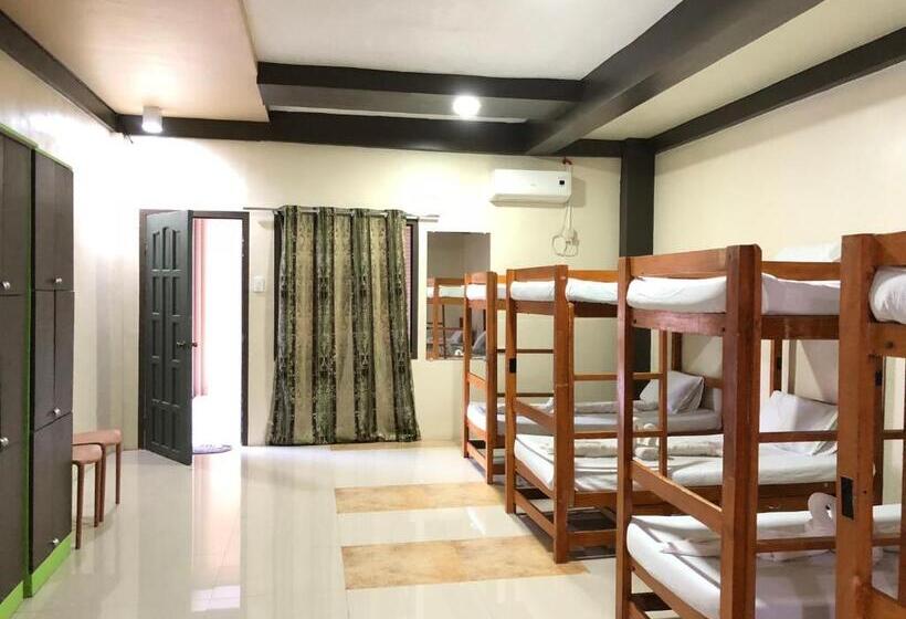 בית מלון כפרי Jared Suites