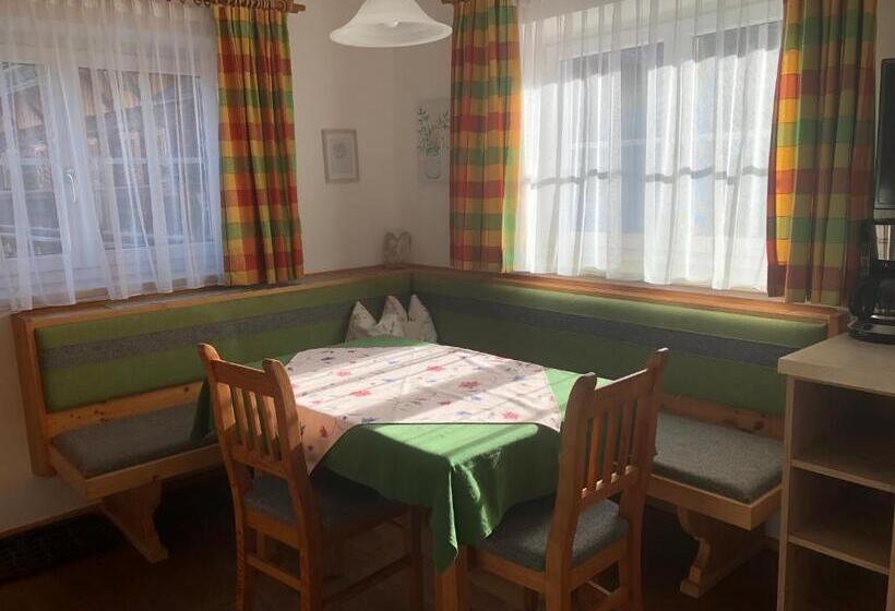 Отель Schmiedlehnerhof