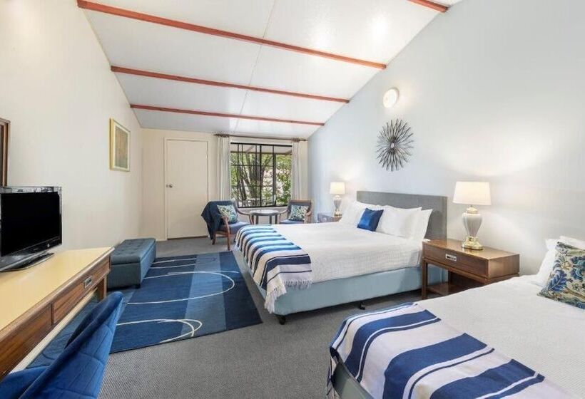 汽车旅馆  Dartmouth Motor Inn