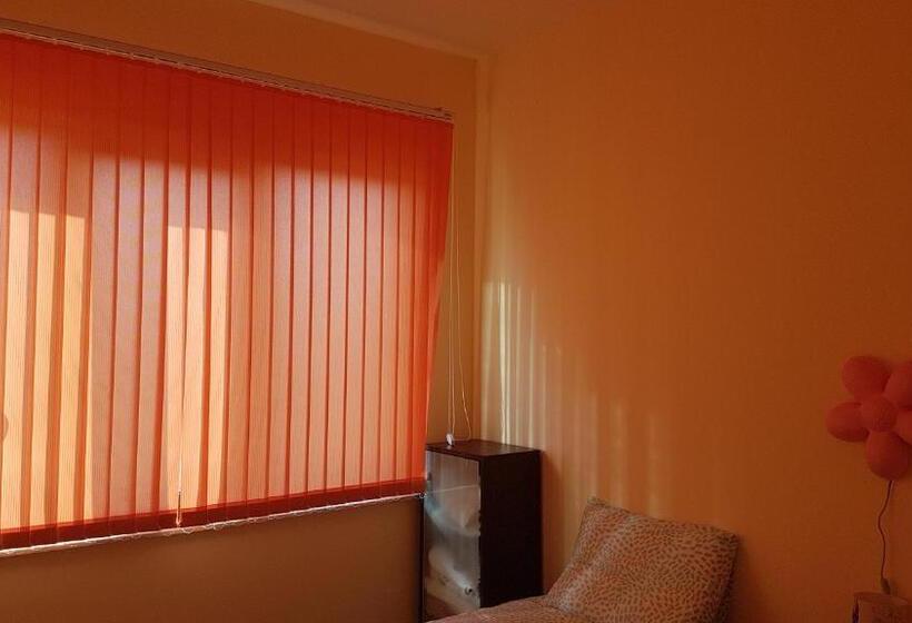 פנסיון Malavi Guest House Krasen! Comfort&clean!