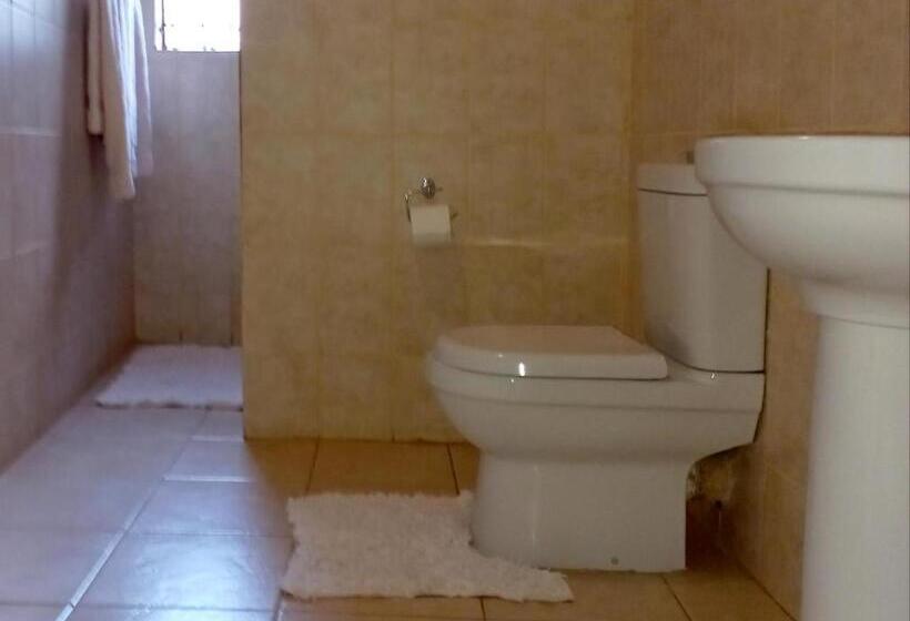 پانسیون Pilanesberg View Guest House