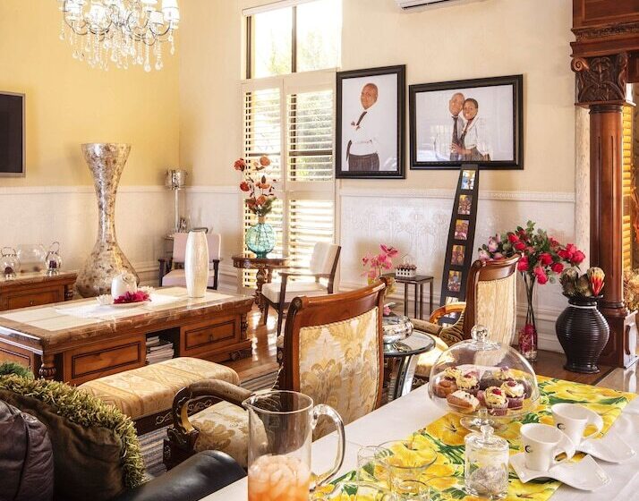 ペンション Selamod Village Guest House