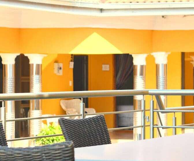 ペンション Selamod Village Guest House