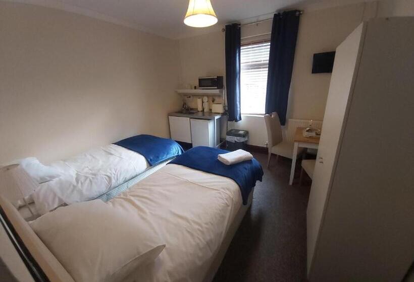 פנסיון Sergeants Accommodation