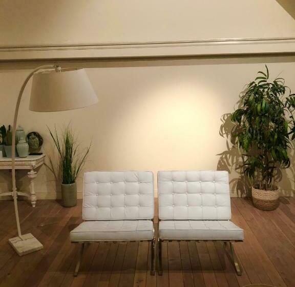 پانسیون The Loft
