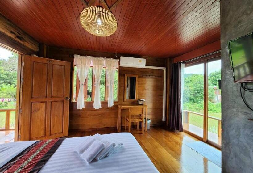 אתר נופש Chill House Mae Sariang