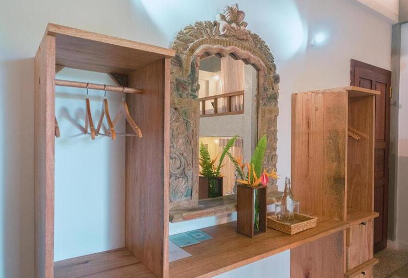 فندق صغير The Jungalows