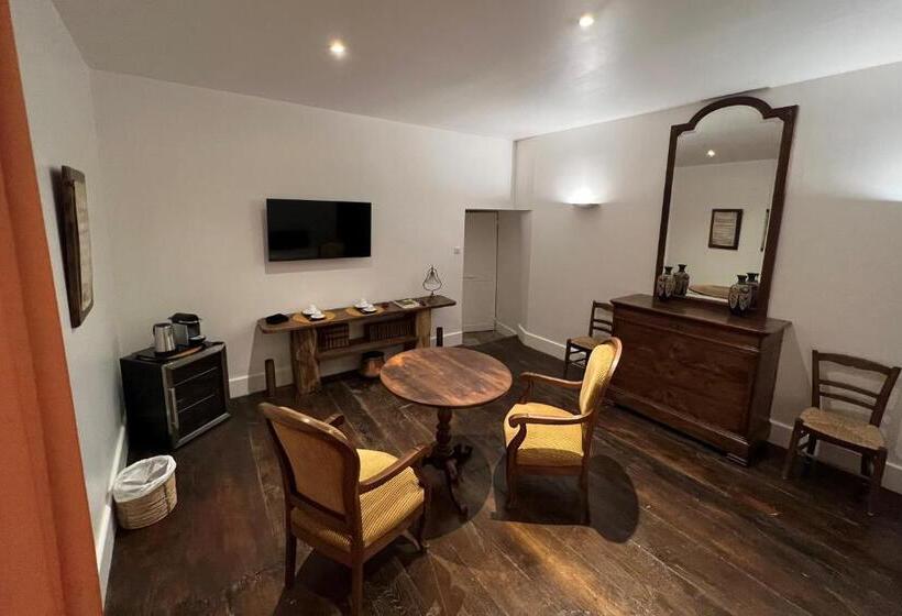 住宿加早餐  Les Distinguées   Manoir De Bessodes