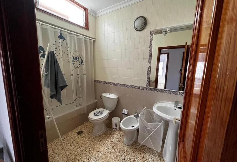 تختخواب و صبحانه Sarah Kite Ii Vv, Room 2