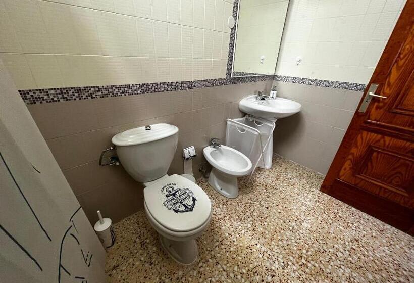 تختخواب و صبحانه Sarah Kite Ii Vv, Room 2