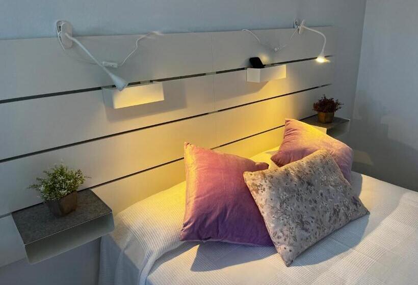 تختخواب و صبحانه Sarah Kite Ii Vv, Room 2