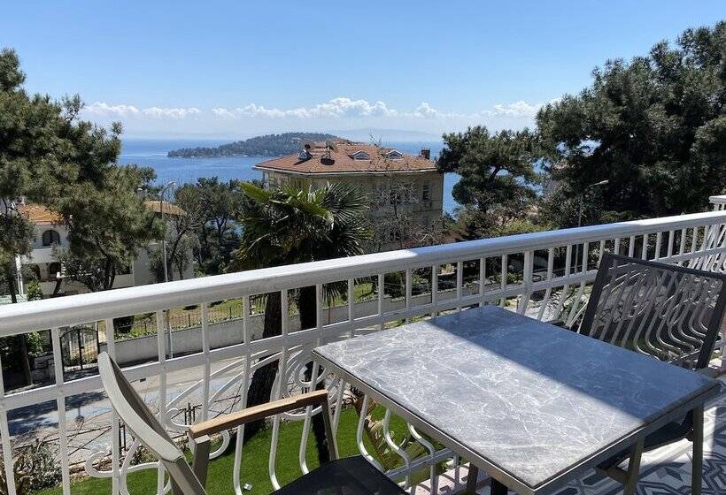 Triada Hotel Buyukada