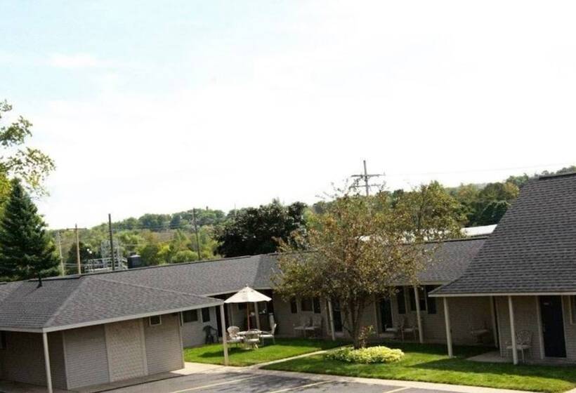 Boyne City Motel
