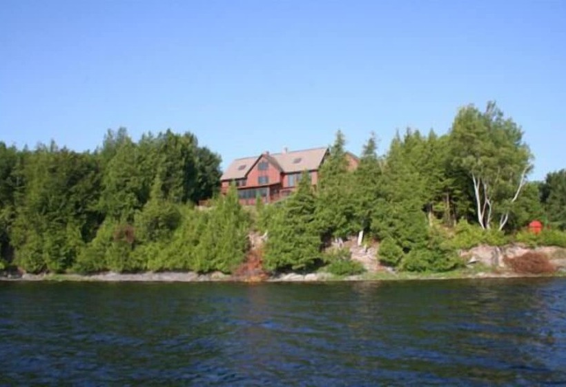 בית מלון כפרי Fearn Lodge