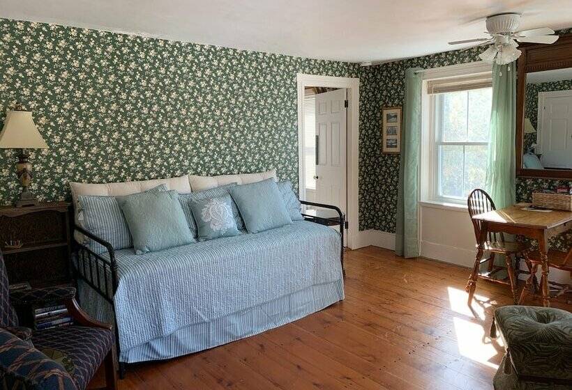 فندق The Birchwood Inn