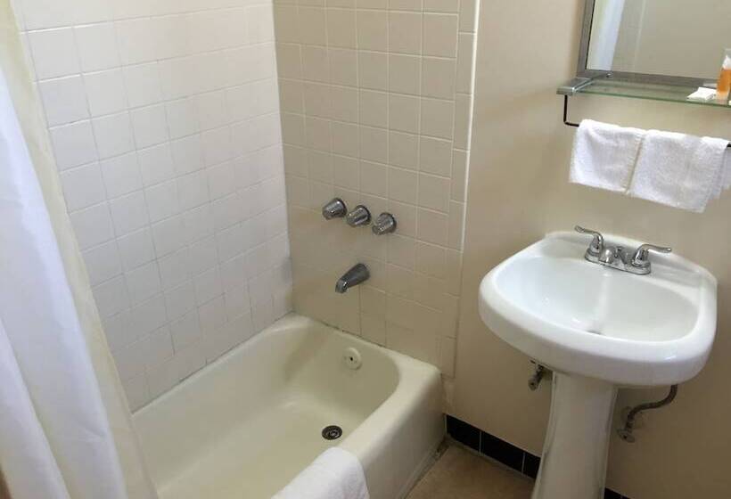 Withlacoochee Motel