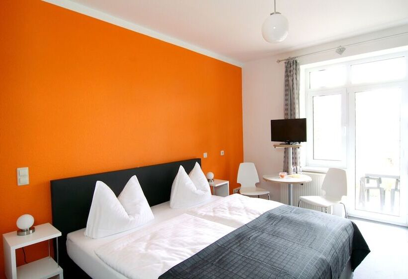 בית מלון כפרי Gästehaus Am Lausitzring