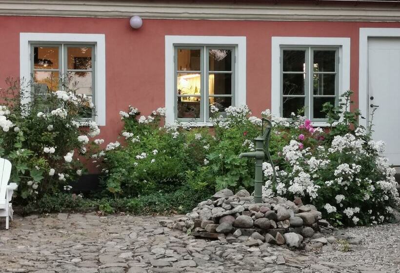 هتل östangård Bed & Breakfast
