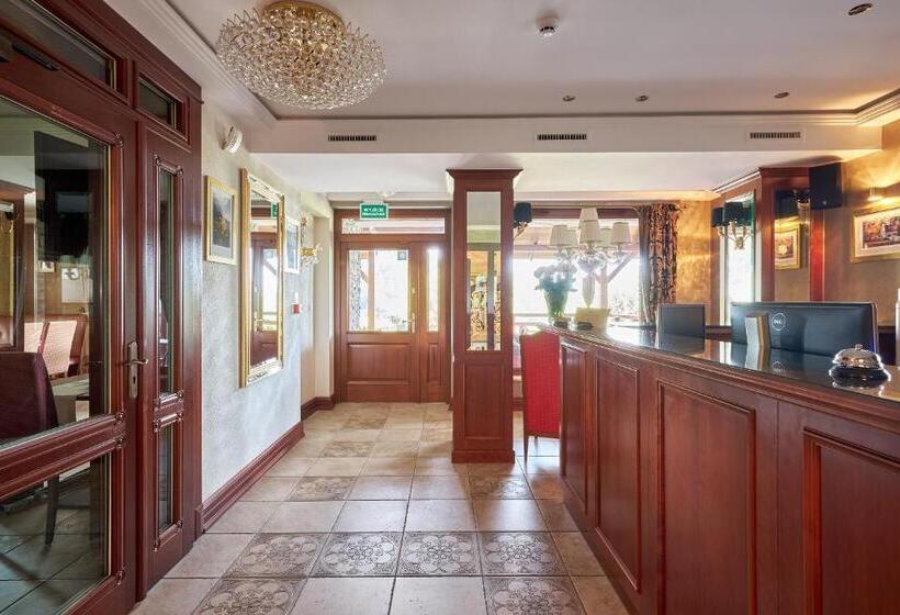 هتل Woźniak Residence